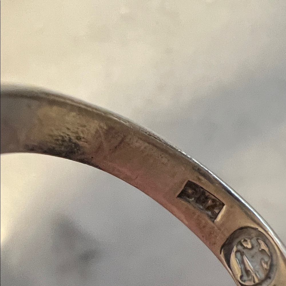 Artisan Mexican Sterling Silver Ring - Picture 7 of 13